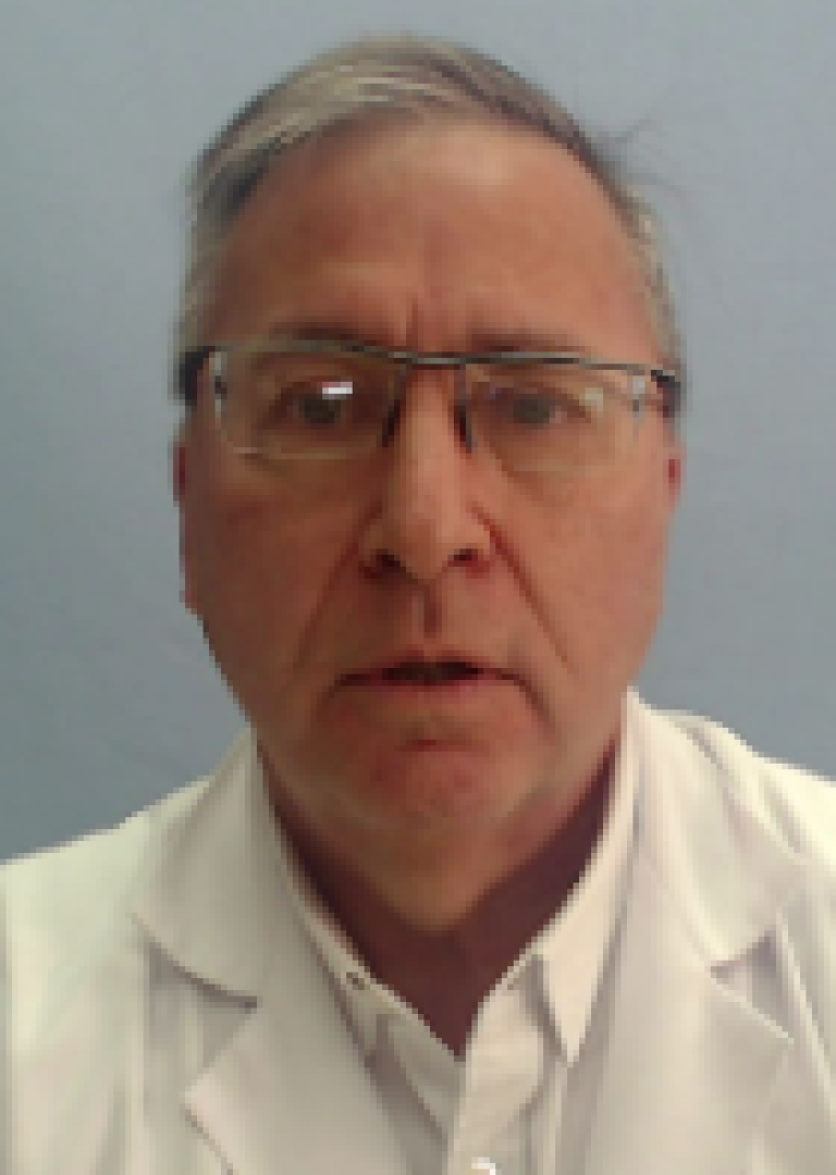 Dr. Carlos Enrique García